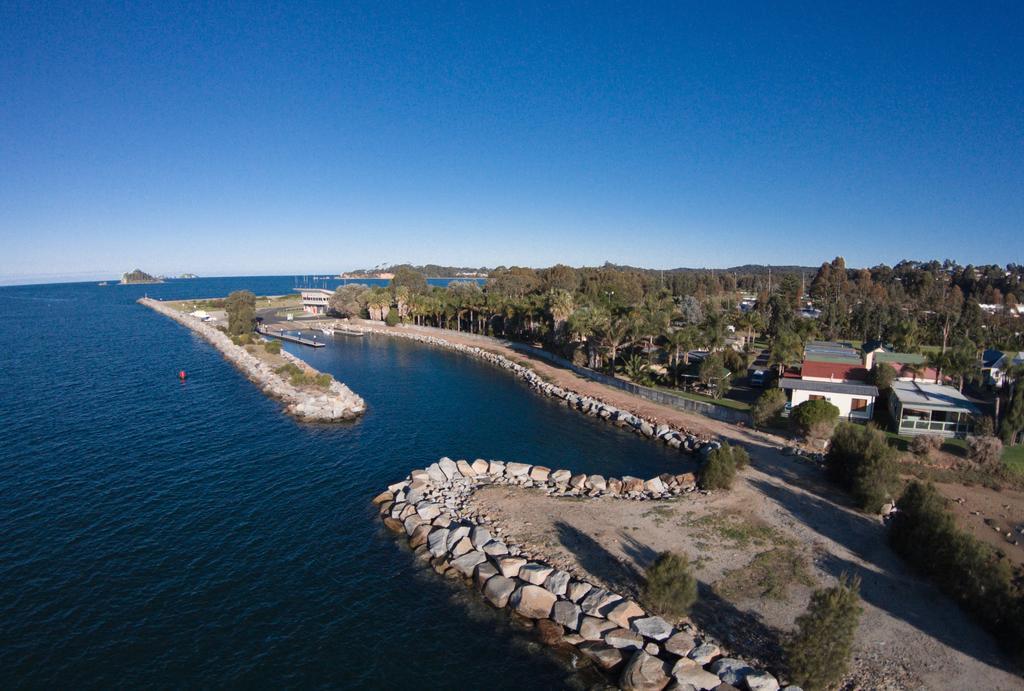 Batemans Bay Marina Resort Exterior photo